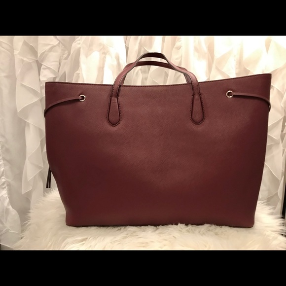 ♠️Kate Spade Laurel Way Ari Tote♠️ - Picture 2 of 5